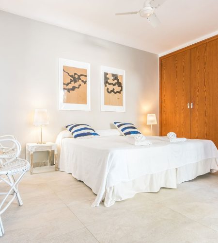 BotanaVilla-9-MainRoom