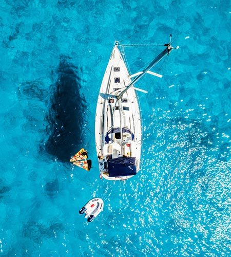 Paseo en barco por Cala San Vicente
